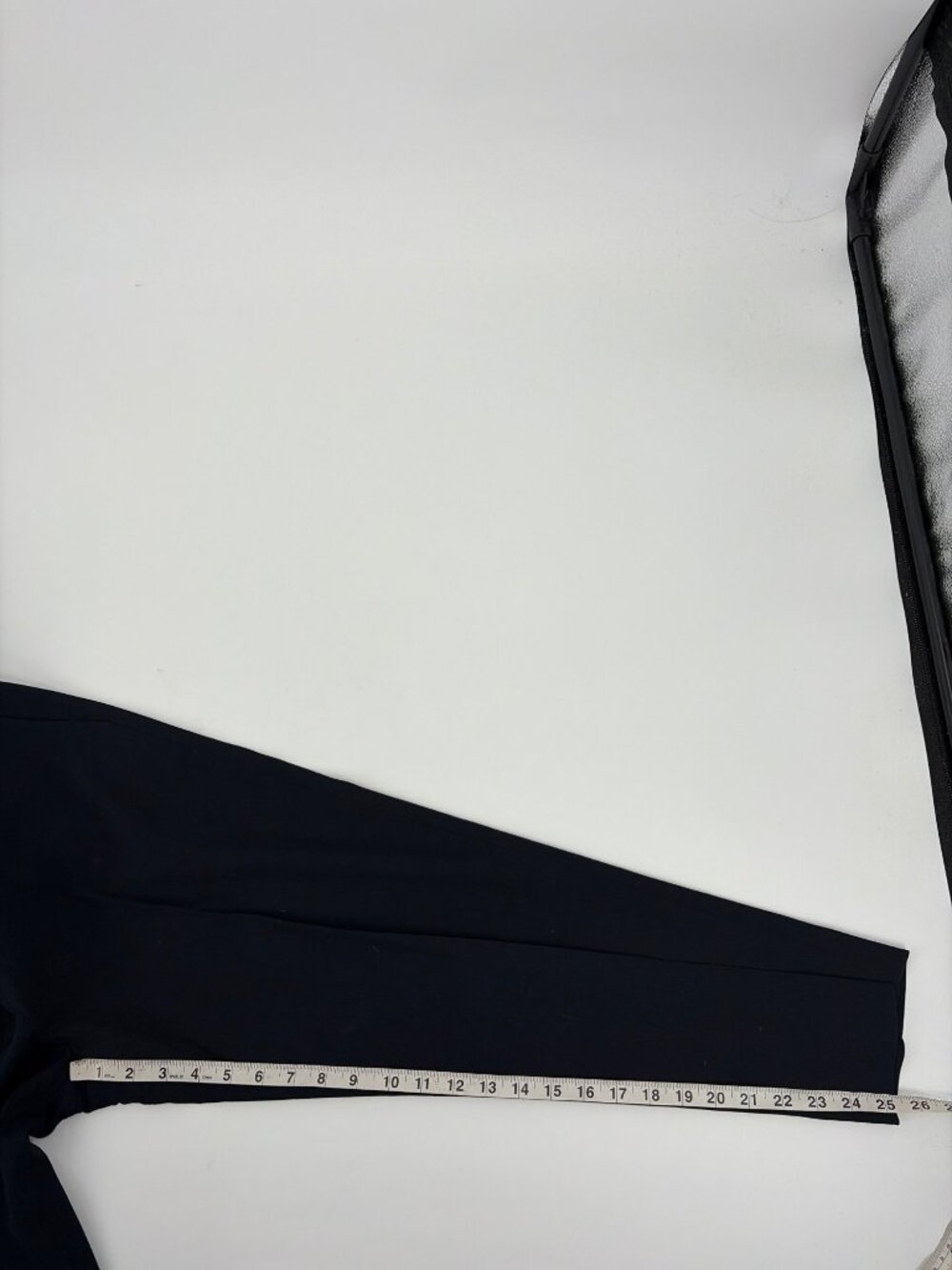 Vince Womens Straight Leg Dress Pants Size 10 Black Minimalist Capsule Wardrobe - Picture 9 of 9